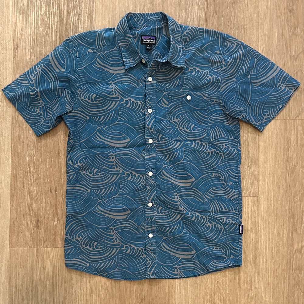 Patagonia Button Down short sleeve